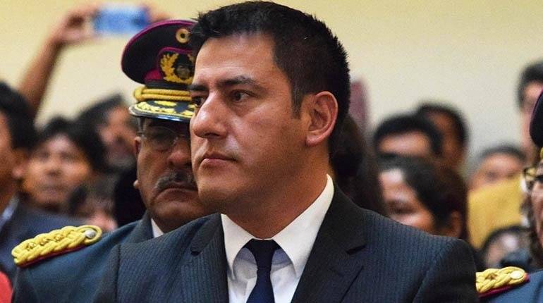 Dimite ministro de Defensa de Bolivia, el décimo tercero del gabinete