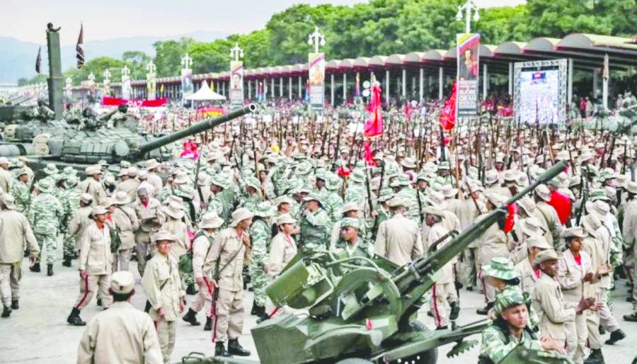 Maduro saca civiles armados a las  calles para frenar delincuencia