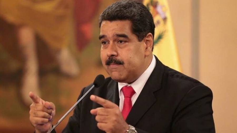 Denuncia Maduro sobornos a fuerzas armadas en Venezuela