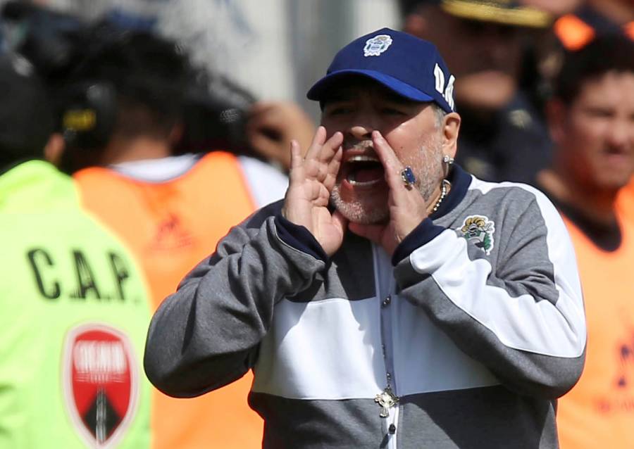 Maradona volverá al Gimnasia y Esgrima