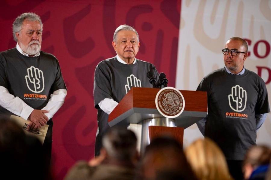 AMLO señala que el caso de los 43 y Arnulfo Cerón no son crímenes de Estado