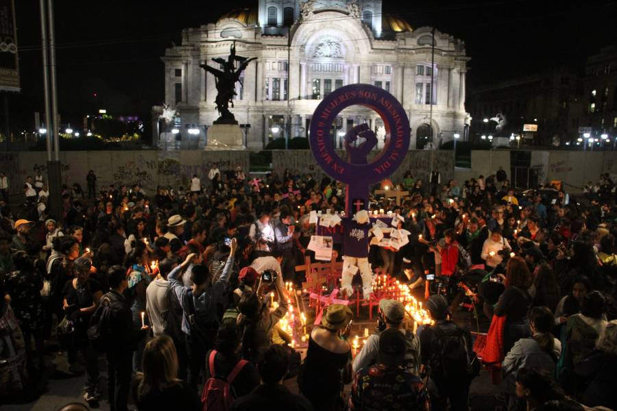 Realizan activismo contra la violencia de género