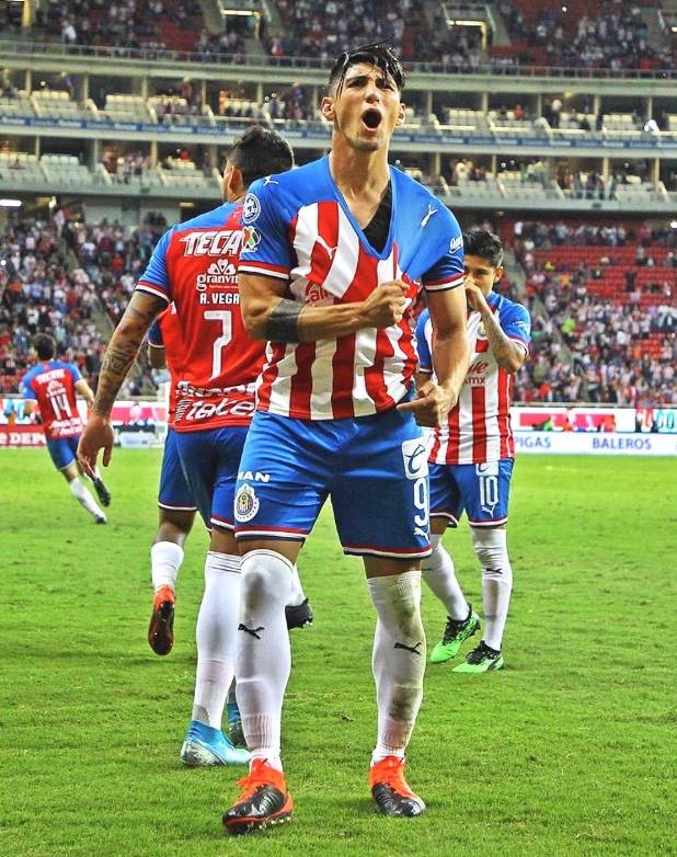 Chivas pone transferible a Alan Pulido