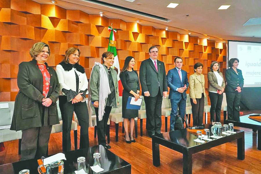 Celebra Inmujeres convenio sobre trabajo doméstico