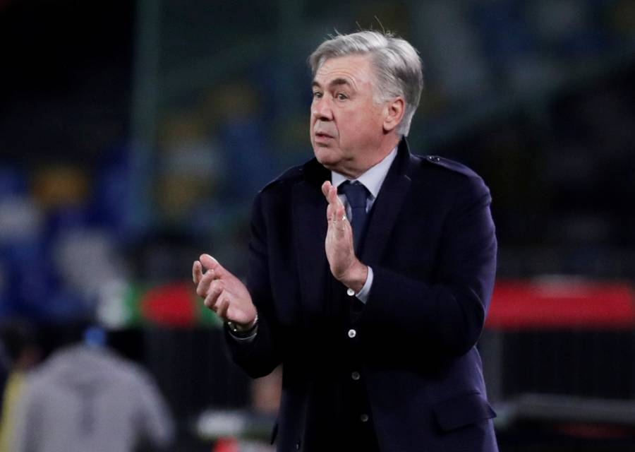 Oficial: Napoli despide a Carlo Ancelotti