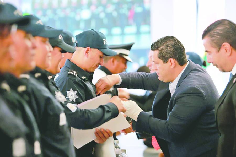 Policías de Guanajuato serán los mejor pagados