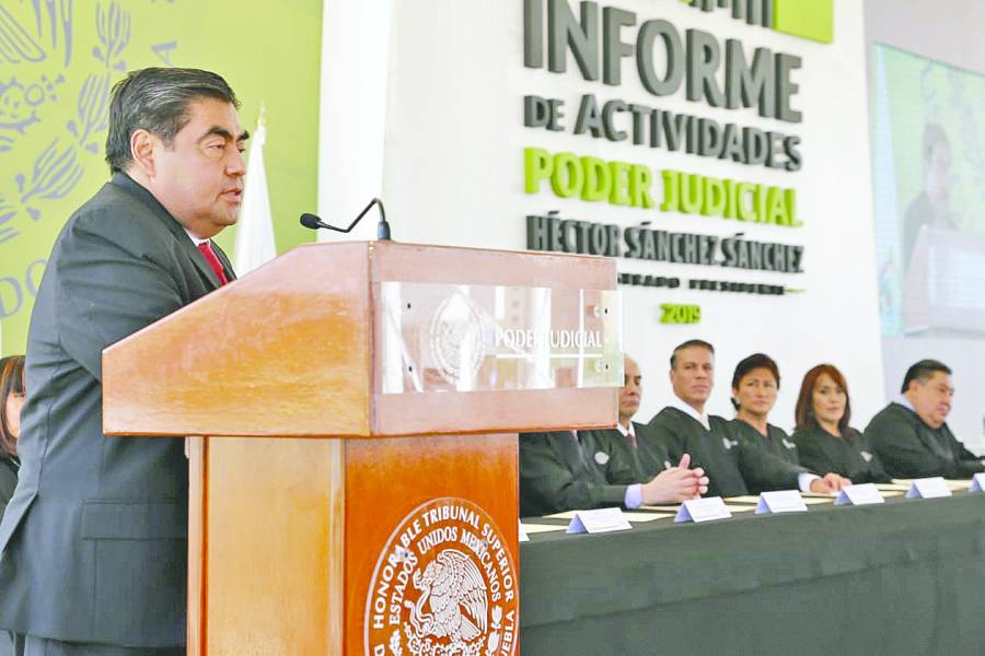 Va Miguel Barbosa por reforzar las instituciones