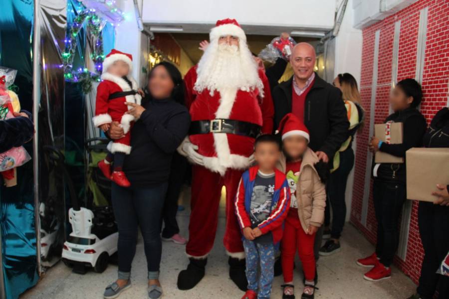 Internas de Santa Marha celebran la Navidad con sus hijos