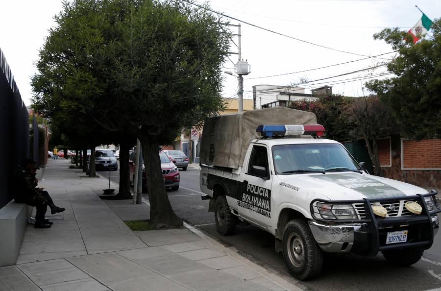 Sin precedente, amenaza de ingreso a embajada mexicana en Bolivia: SRE