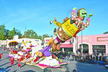 Latinos protagonizan el desfile con el que EU abre el a&ntilde;o
