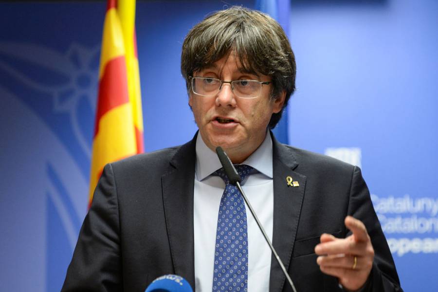 Bélgica suspende orden detención contra Puigdemont