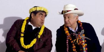Compromete AMLO que gasoducto Tuxpan-Tula no pasar&aacute; por cerro sagrado