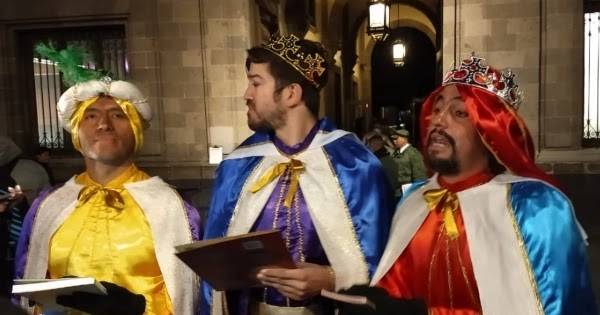 Alto a la violencia contra niños demandan Reyes Magos fuera de Palacio