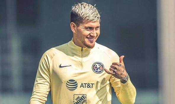Nicolás Castillo se fue de fiesta previo a la final de la Liga MX