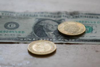 Dólar sube cotización tras ataques de Irán