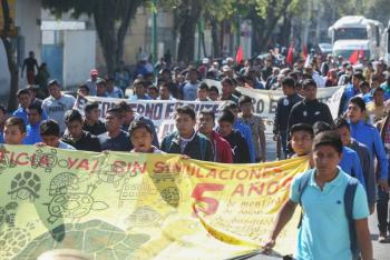 Deseo con toda mi alma saber paradero de normalistas: AMLO