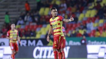 Rayados busca el fichaje de Sebasti&aacute;n Vegas