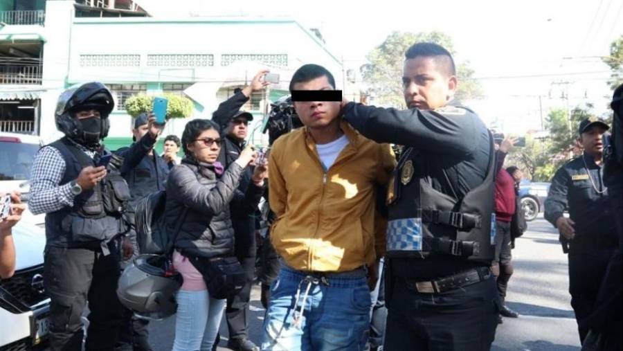 Detienen a ocho presuntos extorsionadores que operaban en Tlalpan