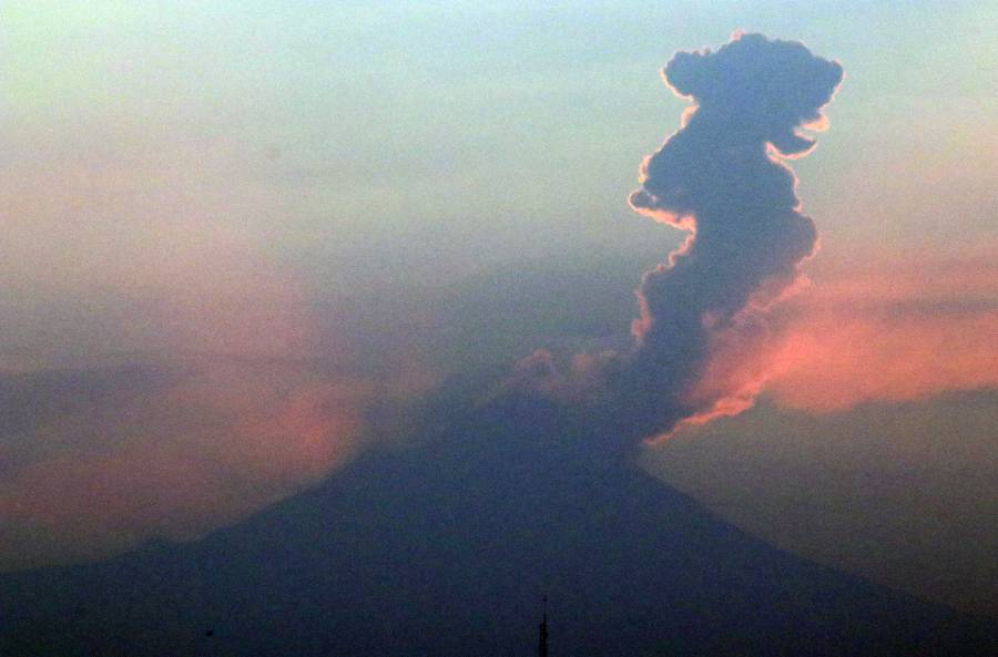 Innecesario, elevar nivel de alerta en el Popocatépetl: Sedena