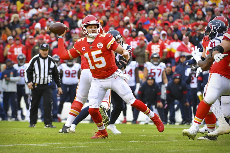 Mahomes mete a Kansas con 5 touchdowns a la final de conferencia