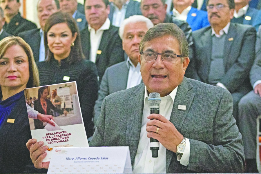 Aprueban reglamento del SNTE para democratizarlo