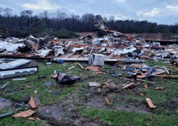 Reportan 11 personas muertas por fuertes tormentas en EU
