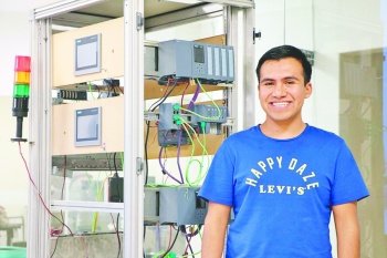 El mexicano de 21 a&ntilde;os  que busca vida en los anillos de Saturno quiere ir a la NASA