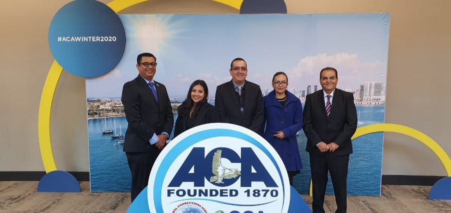 Estados Unidos avala a 12 penales del país