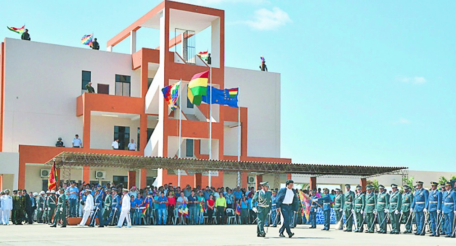 Acaba Áñez con escuela  antiimperialista de Evo