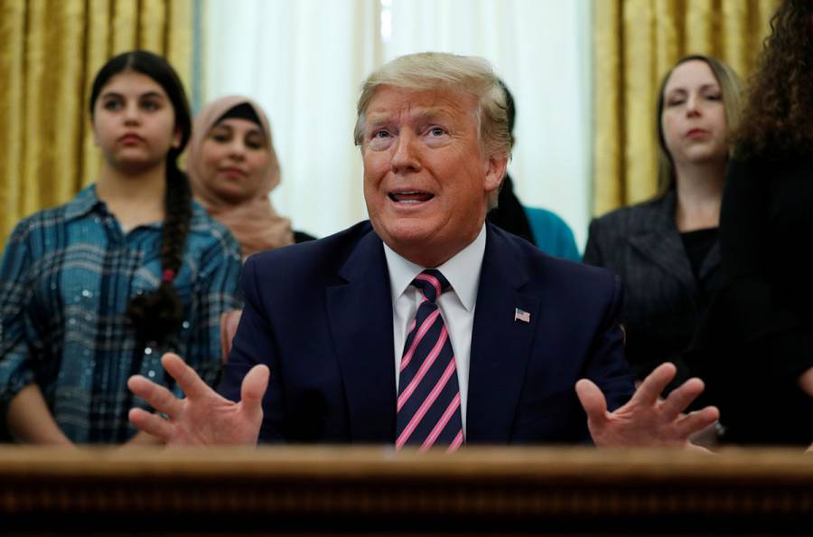 Defenderán a Trump abogados que investigaron a Clinton