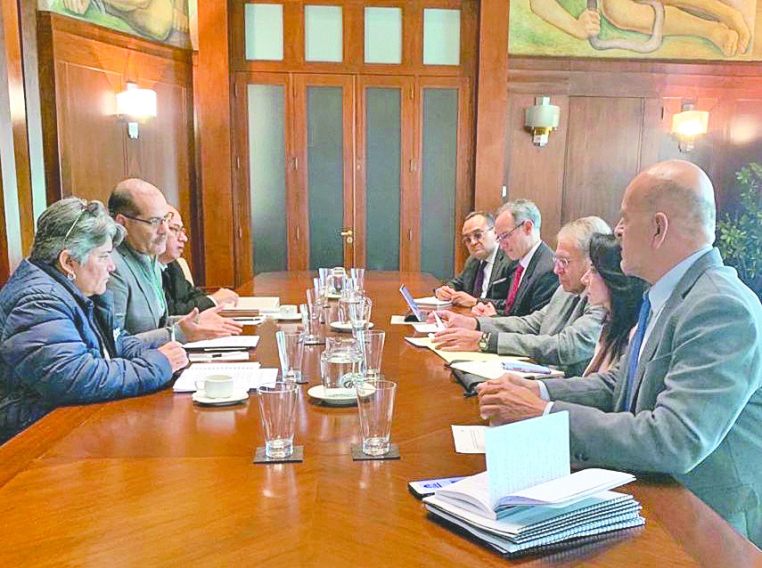 Recibe la Ssa proyecto de salud del PAN alterno a Insabi 
