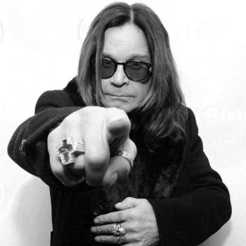 La leyenda del rock Ozzy Osbourn confirma que tiene parkinson