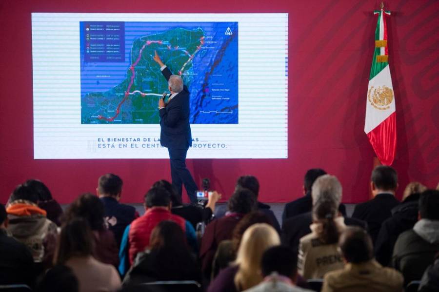 Financiar tren maya con recursos privados costaba mucho: AMLO