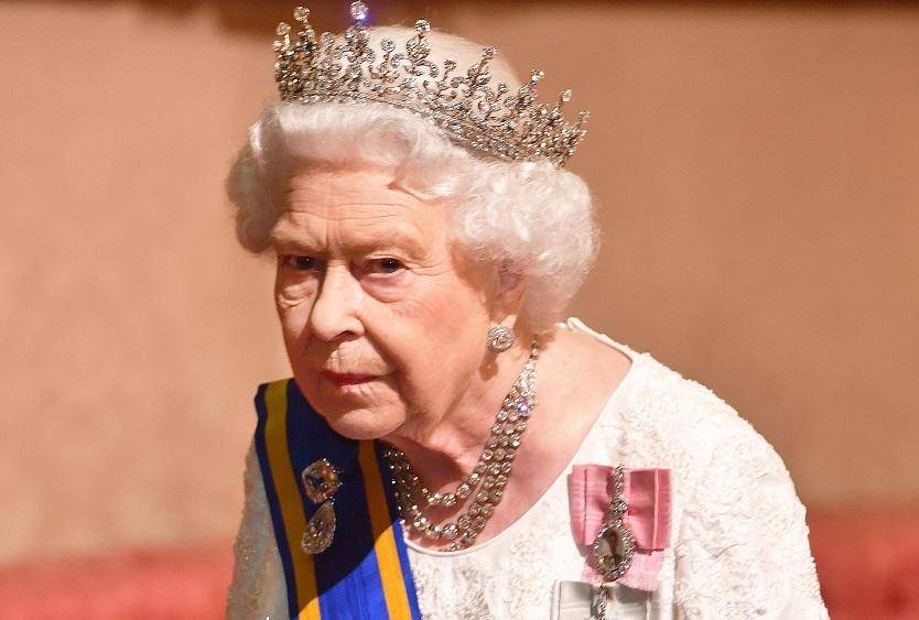 La reina Isabel II aprueba la ley sobre el Brexit