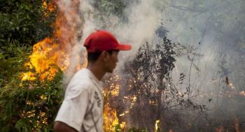 Al menos 11 muertos, entre ellos ni&ntilde;os, deja incendio en Venezuela