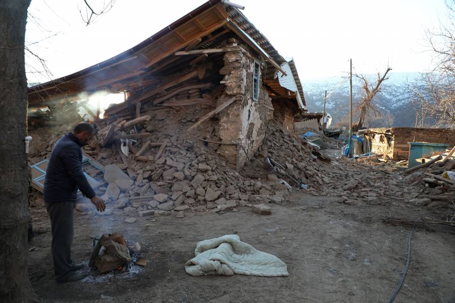 Nuevo sismo golpea a Turqu&iacute;a