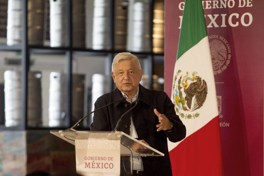 Empresas deben tener utilidades razonables, no basarse en el atraco: AMLO