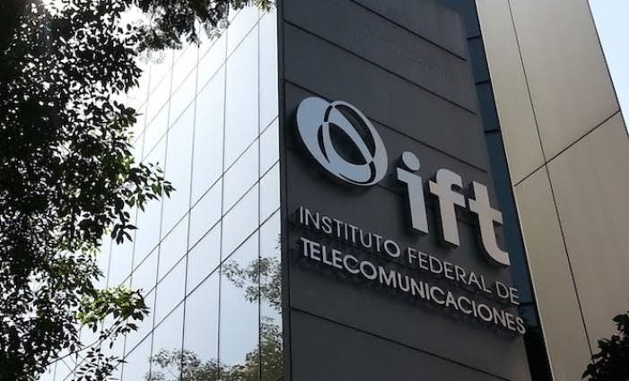 Ifetel multa a América Móvil con 1.3 mdp