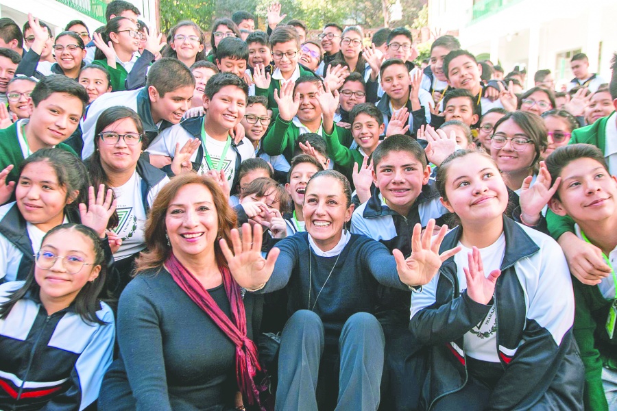 Promueven lectura y uniforme neutro en escuelas