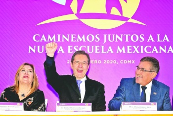 Destaca SEP regulaci&oacute;n y de 175 mil maestros 