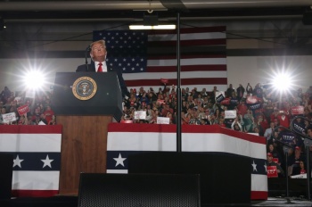 Trump asegura que M&eacute;xico est&aacute; pagando el muro