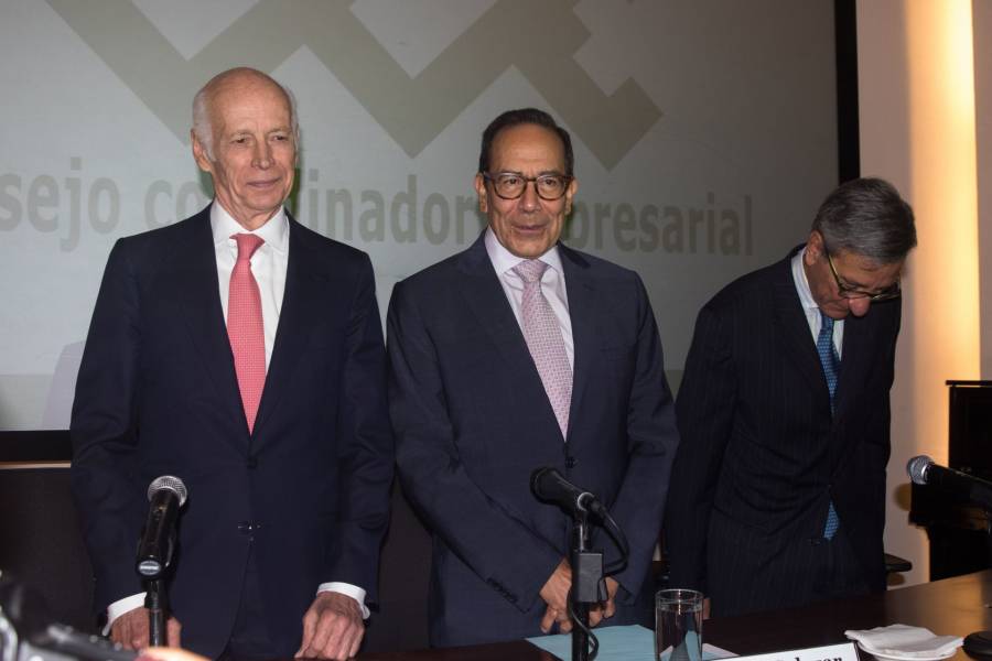 Lista la iniciativa privada para invertir en el desarrollo de México: Carlos Salazar