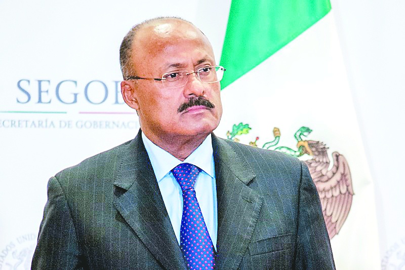No estamos hincados: Juárez Cisneros 