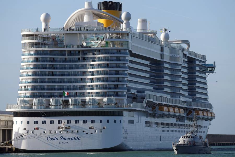 Crucero Costa Smeralda en cuarentena por casos sospechosos de coronavirus