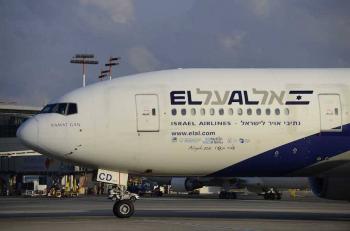 Aerol&iacute;neas suspenden o reducen sus vuelos a China por coronavirus