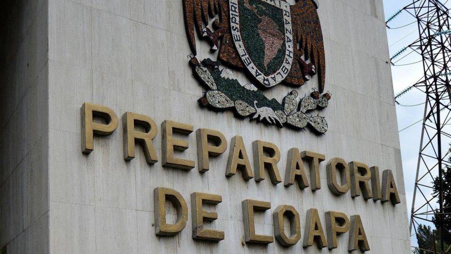 Amenaza de bomba en Prepa 5, desalojan el plantel