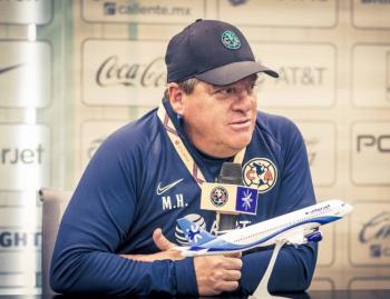 Roger Mart&iacute;nez est&aacute; negociando con otro equipo: Miguel Herrera