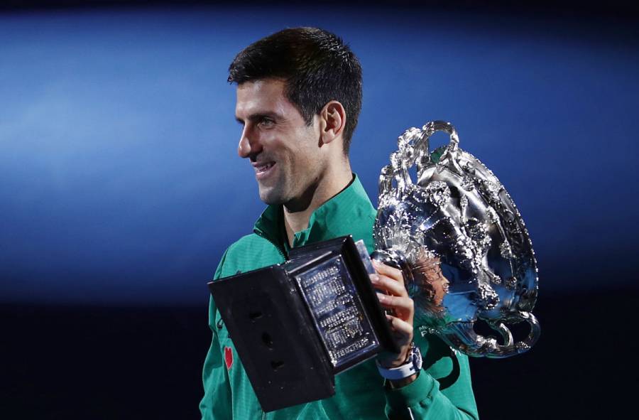 Djokovic vence a Thiem y conquista su octavo Abierto de Australia