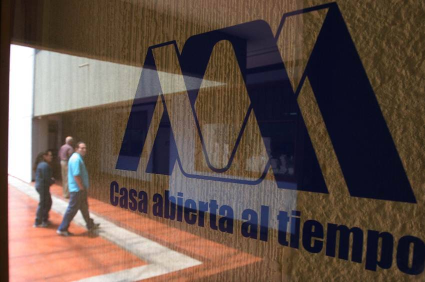 Detienen a docente de la UAM-I por presunto delito de violación