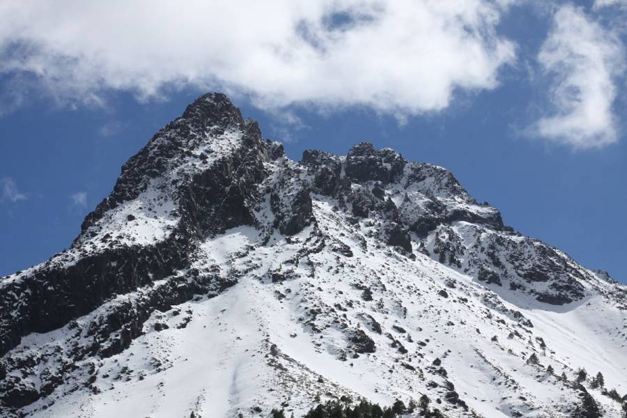 Cierran acceso a Nevado de Colima por nevadas